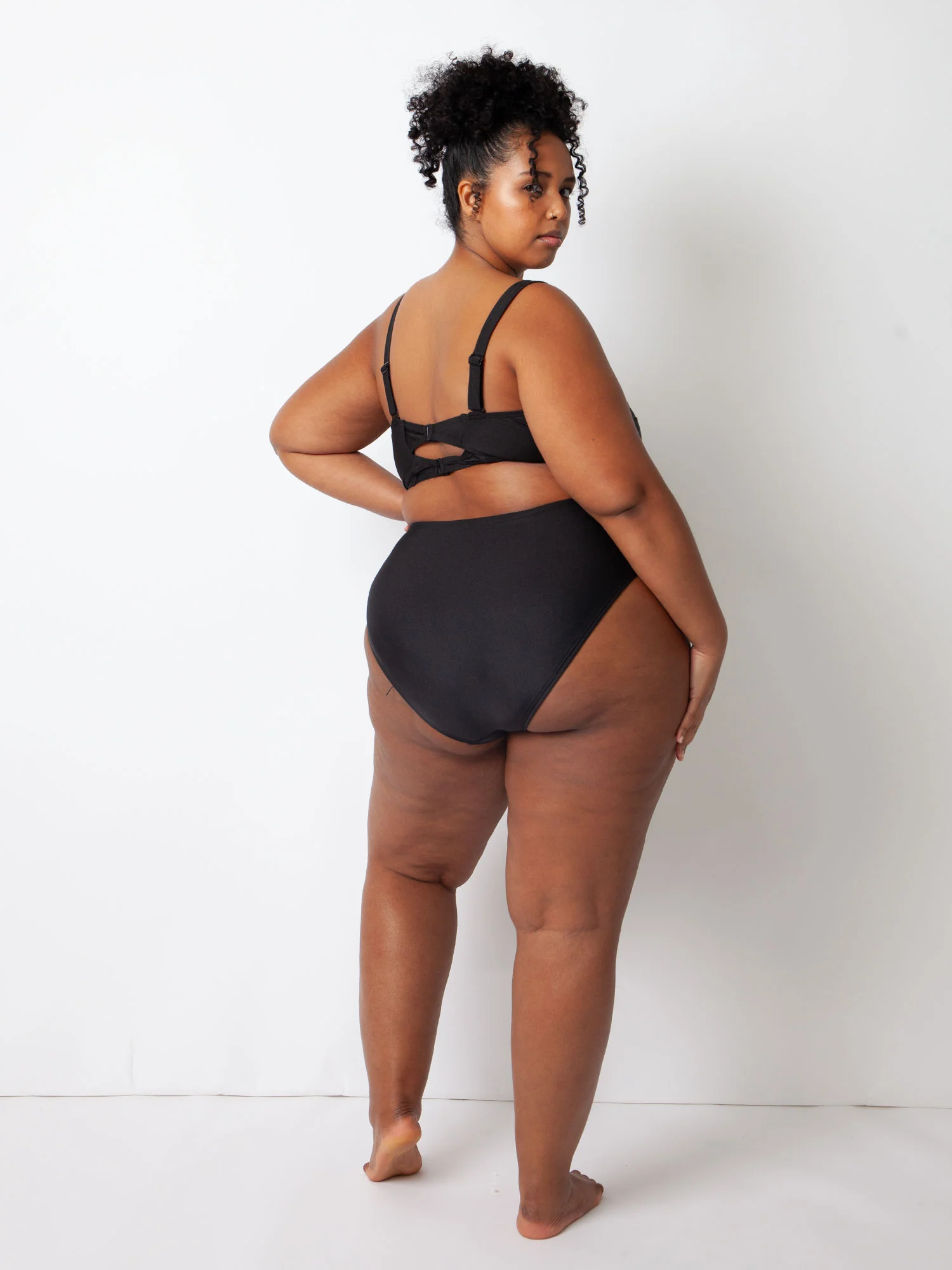 Villa Fresca Black Sofia Bikini Bottom - Image 6